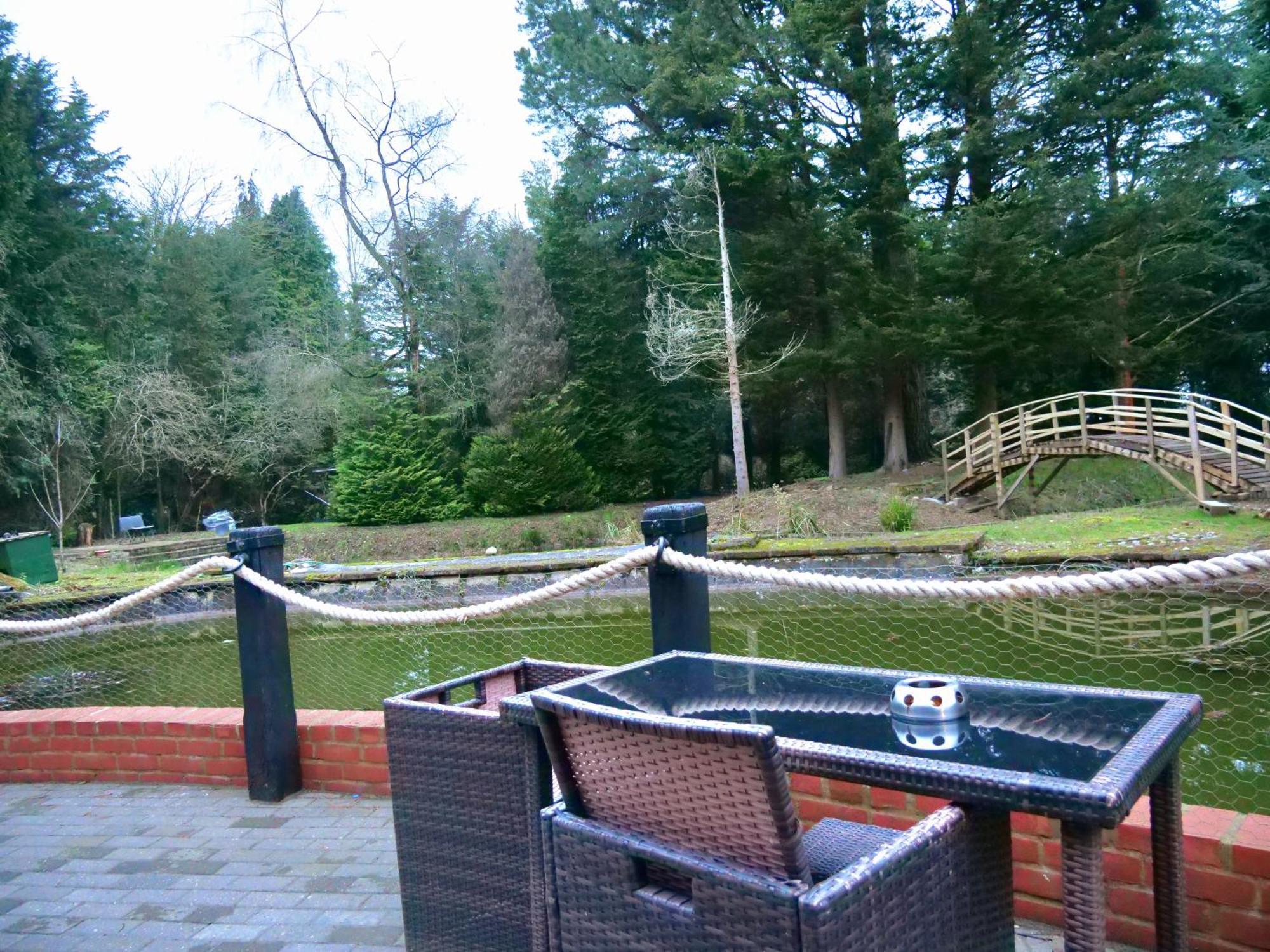 Beautiful Cottage In Brentwood Kelvedon Hatch Екстер'єр фото