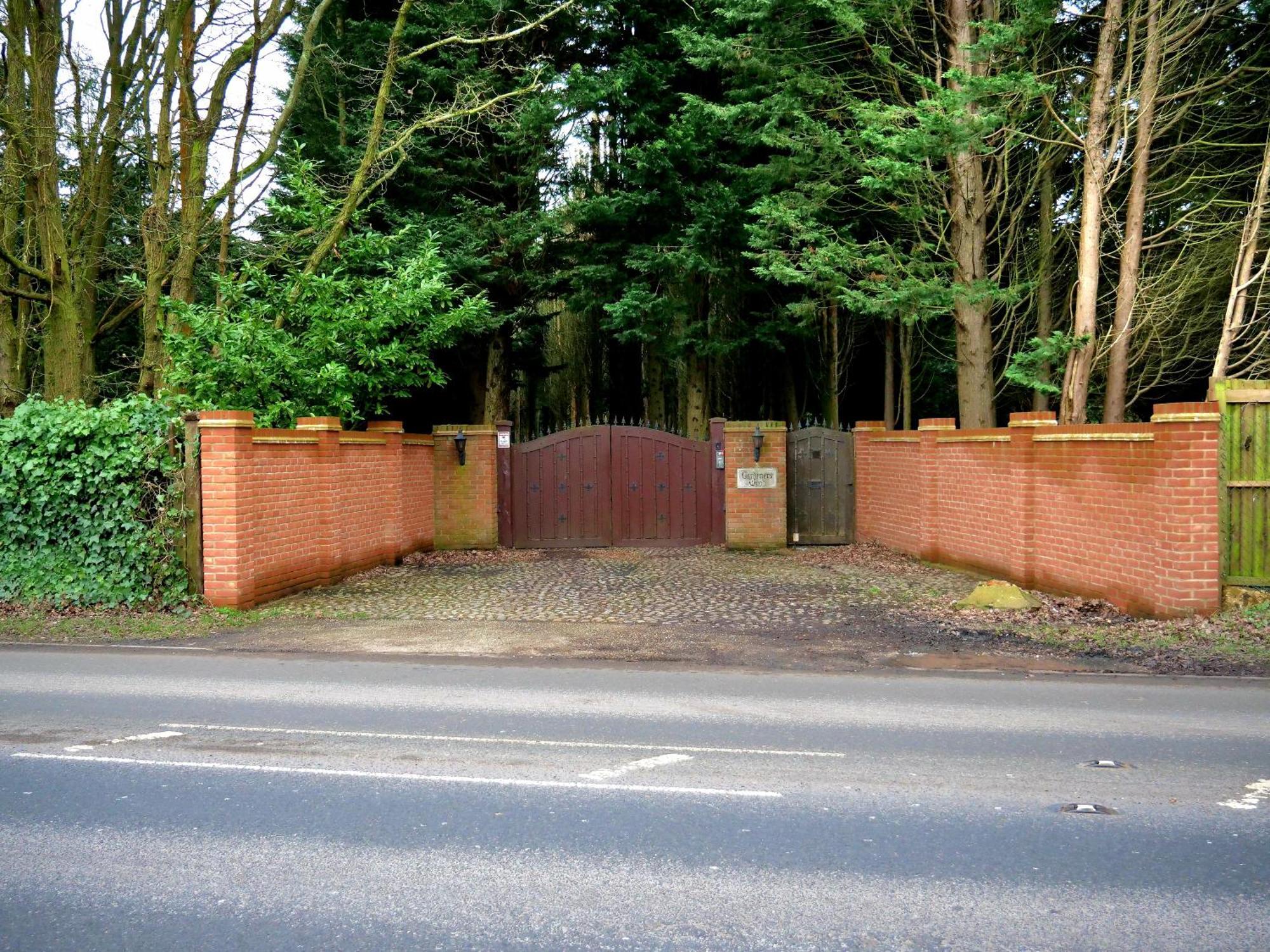 Beautiful Cottage In Brentwood Kelvedon Hatch Екстер'єр фото
