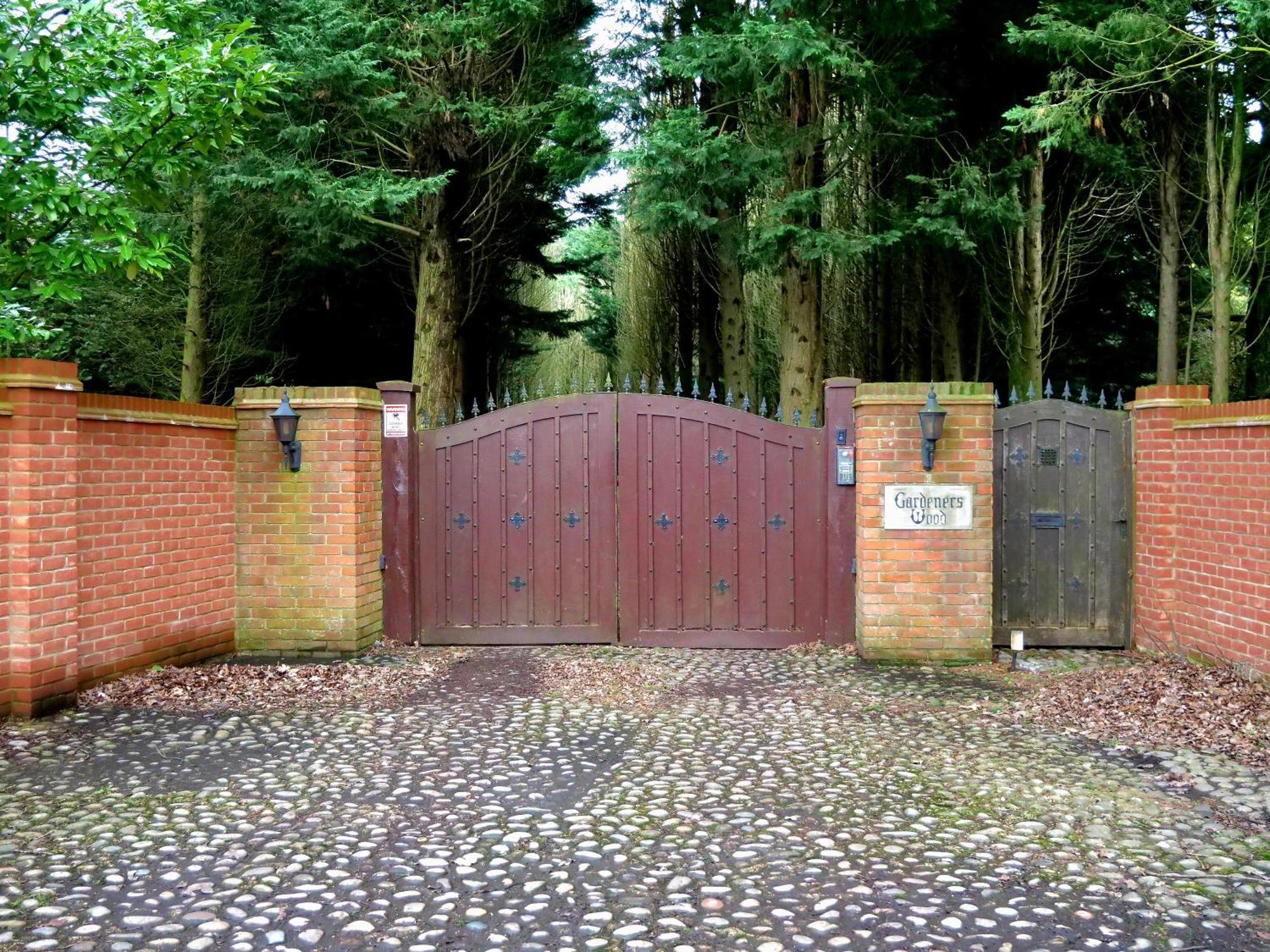 Beautiful Cottage In Brentwood Kelvedon Hatch Екстер'єр фото